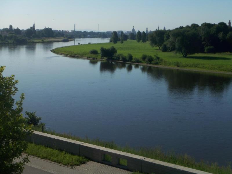 Ambiente-An-Der-Elbe-Wohnung-Og Дрезден Экстерьер фото