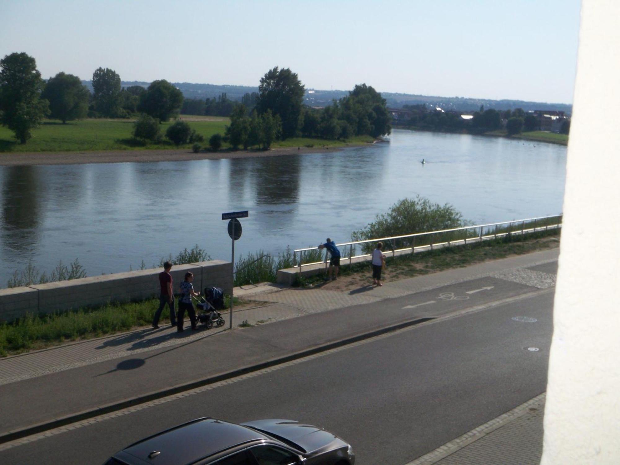 Ambiente-An-Der-Elbe-Wohnung-Og Дрезден Экстерьер фото